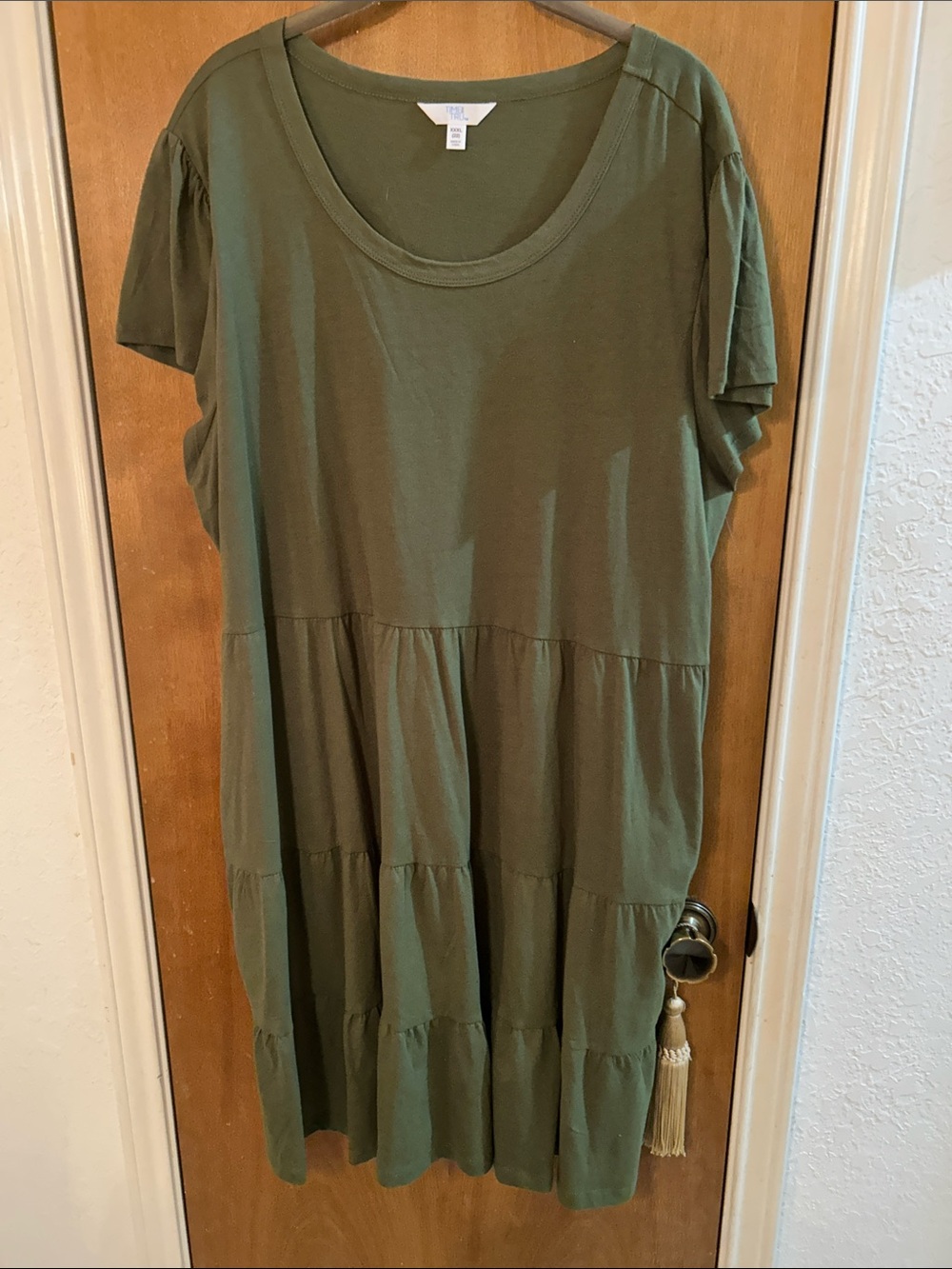 Relaxed Tiered Short Sleeve Dress - Olive. Like new. XXXL